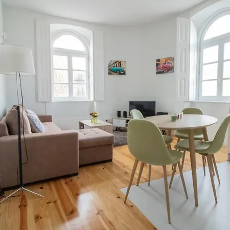 Apartmán Passeio Da Avenida - Avenue With Elevator Viana do Castelo